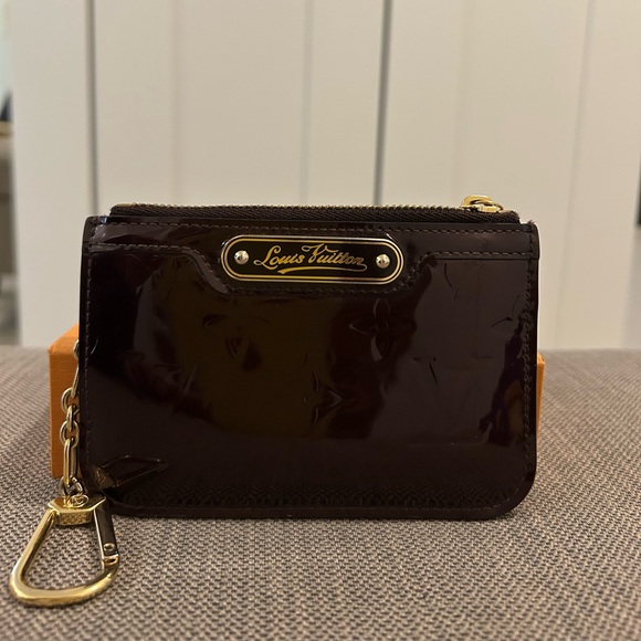 Louis Vuitton Amarante Vernis Coin Key Cles - Picture 11 of 16